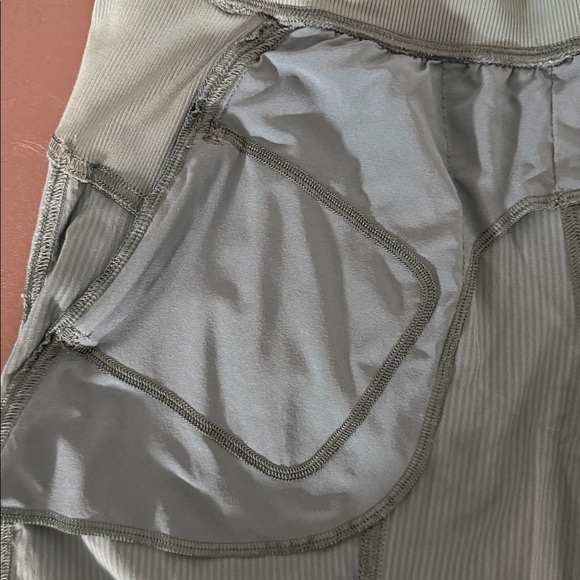 Lululemon Dance Studio Mid-Rise Jogger *Full Length Size” Size 6 - Picture 7 of 8